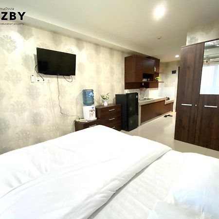 Hozby Skyview Setiabudi Suites Sunggal Esterno foto